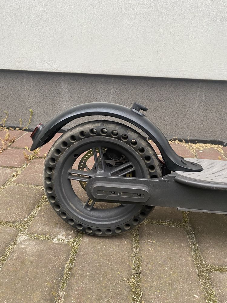 Hulajnoga Elektryczna Xiaomi Mi M365