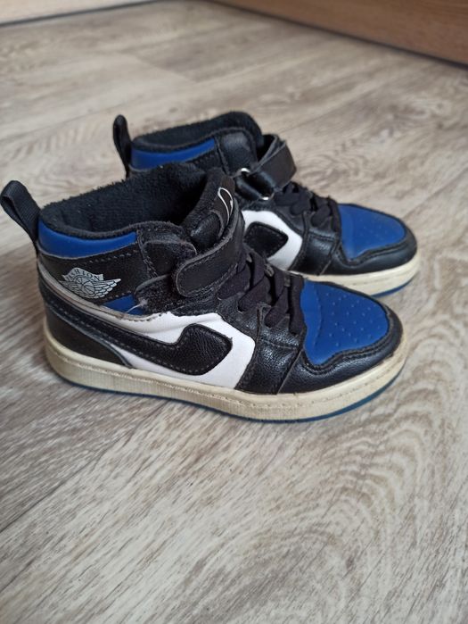 Хайтопы ботинки кроссовки демисезонные на мальчика