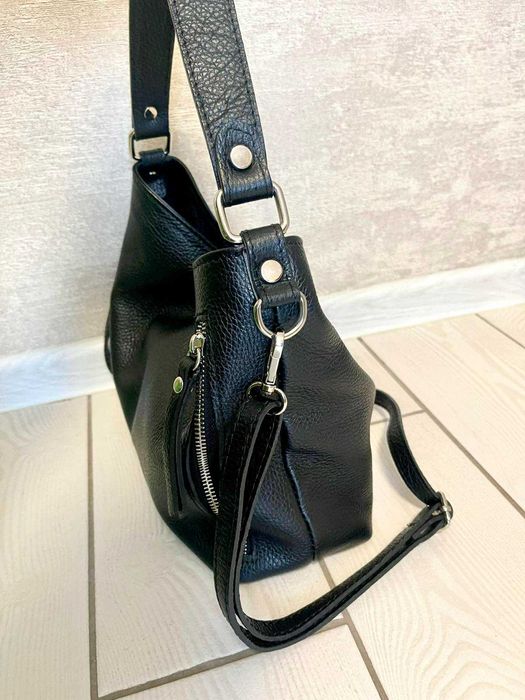 Продам шкіряну італійську сумку жіночу Virginia Conti