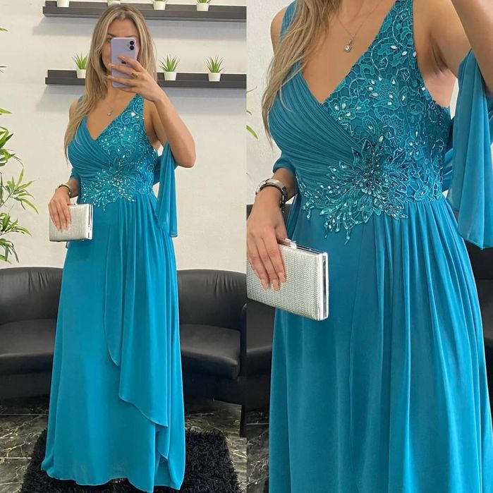 Vestido veste desde S ao M atras é elástico