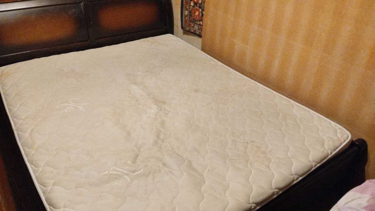 Продам кровать "Марелли Лаура", натуральное дерево( 2м* 1,7м)