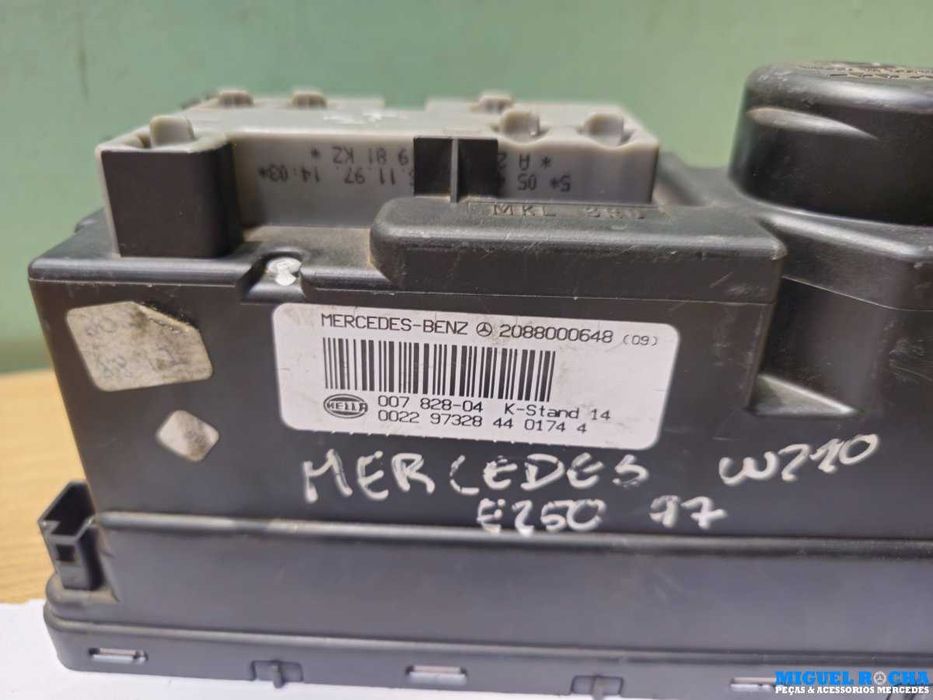 Diversas bombas / motores de fecho central Mercedes Classe C W202