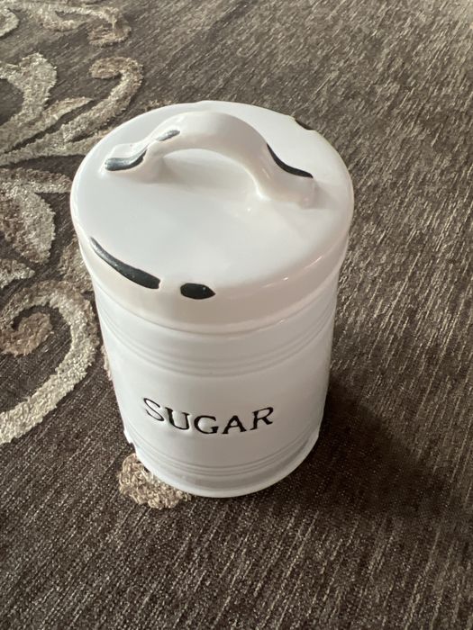 Sugar stylizowana na starą cukierniczka Home&you ceramika cukiernica