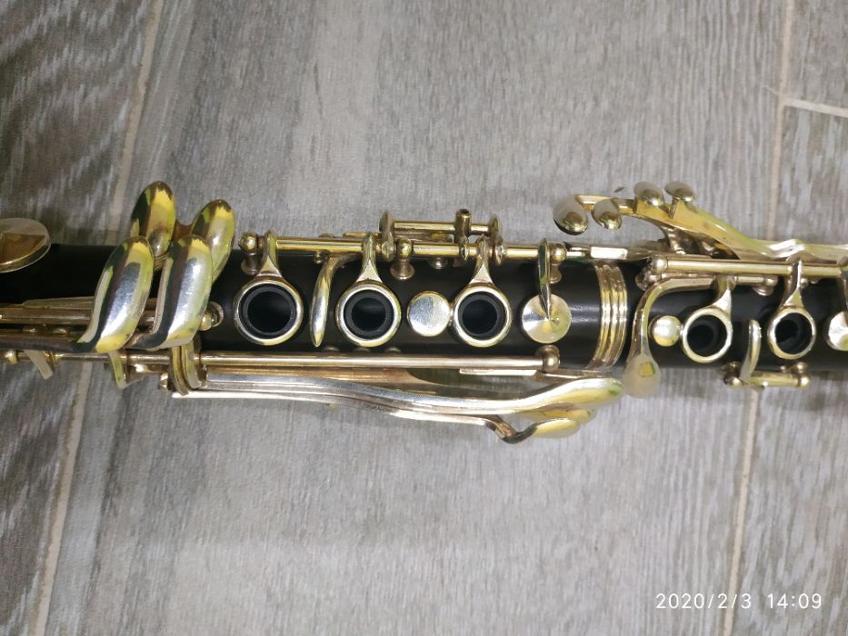 Продам професійний кларнет Орсі