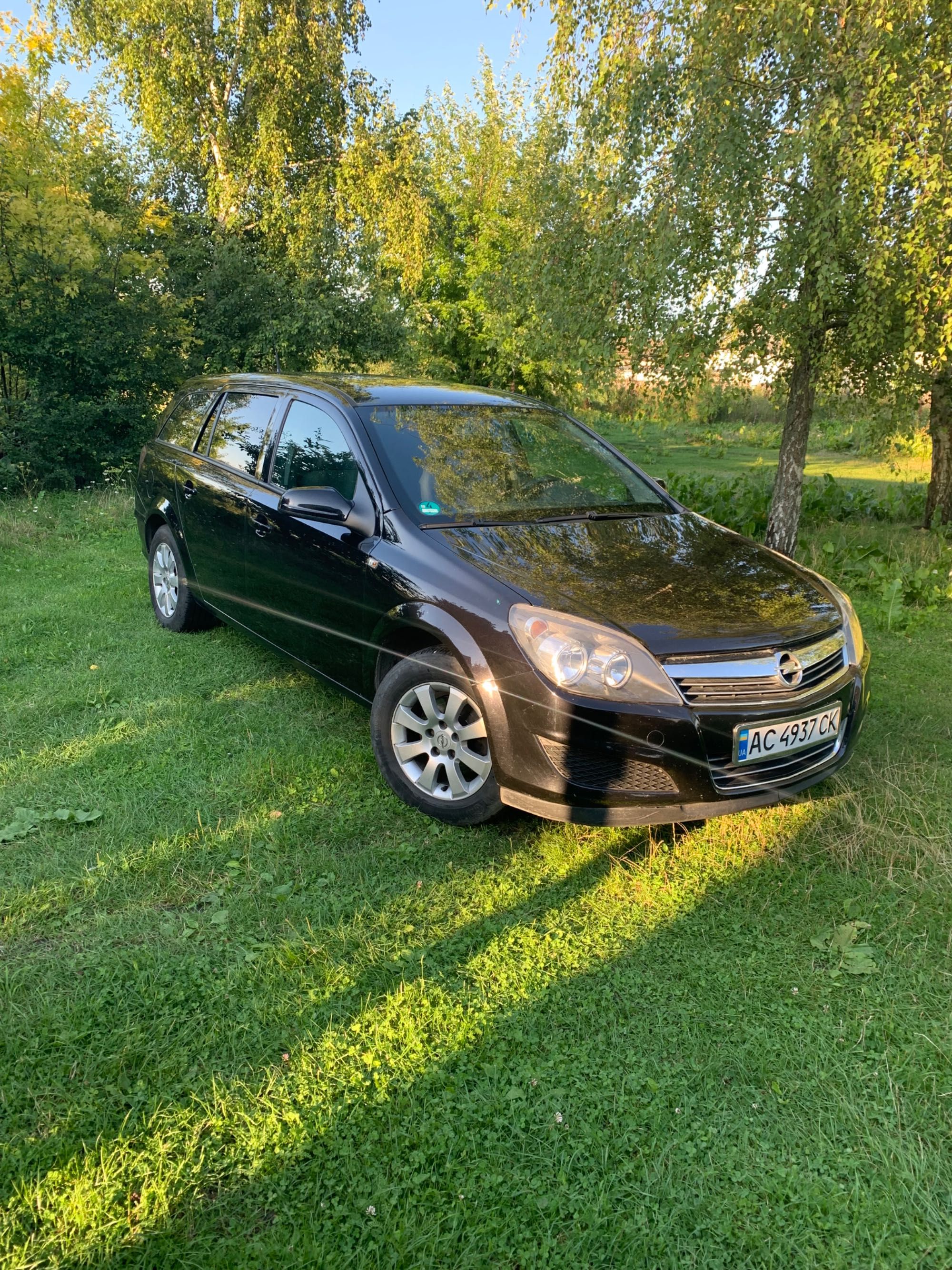 Opel Astra H 2009 1.6 бензин