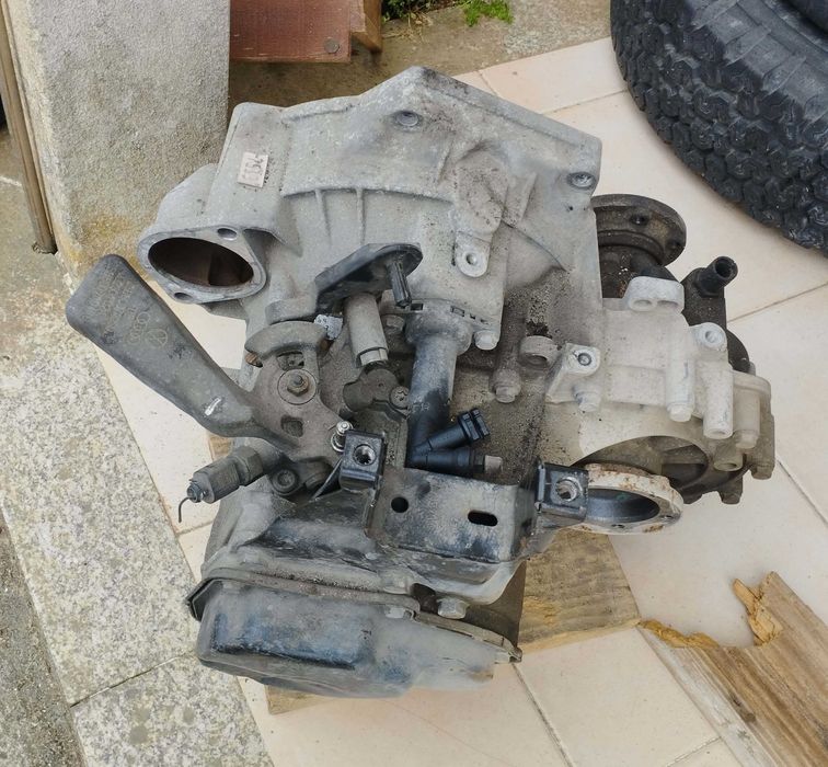 Caixa 5 velocidades para Seat Ibiza 6J 1.4 tdi (2009) ref. JDD