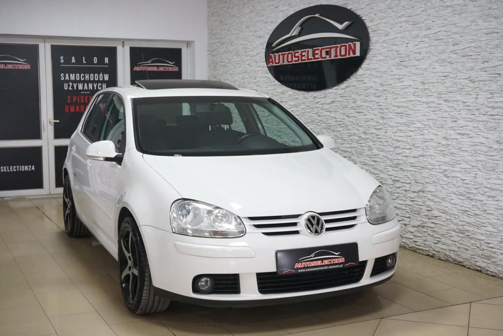 Volkswagen Golf 1.6 benz 102KM Rezerwacja! Zapoznaj się z całą ofertą Autoselection!