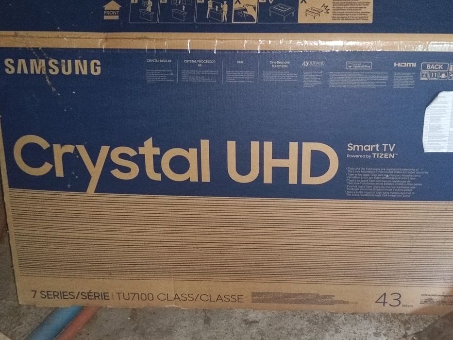Telewizor Samsung crystal UHD