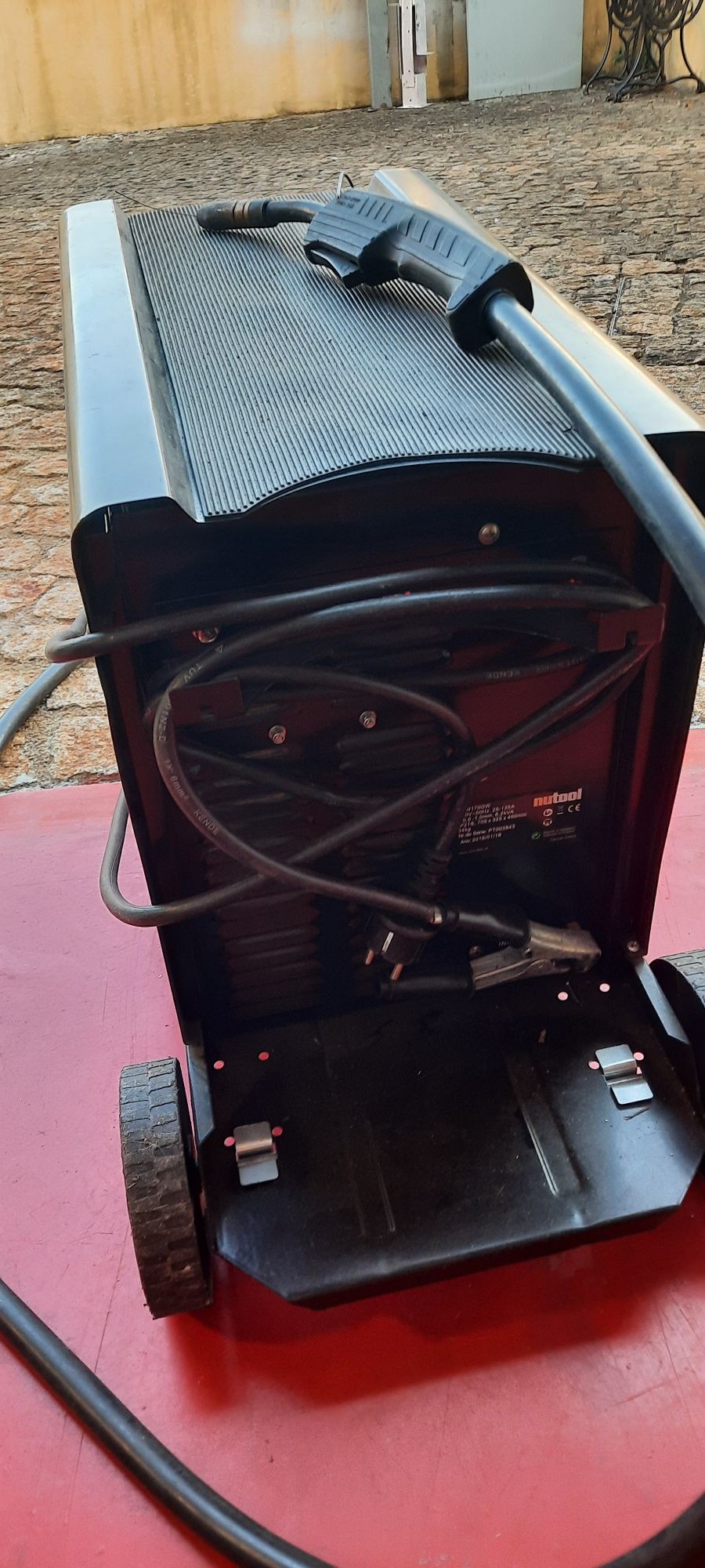 Máquina de soldar de fio fluxado Nutool RSN170GW