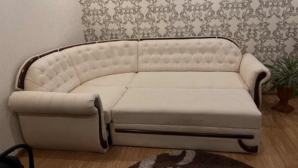 Продаж кутового дивану