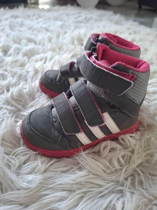 Buty Adidas oddam prawie za darmo r. 26 + kapcie + balerinki