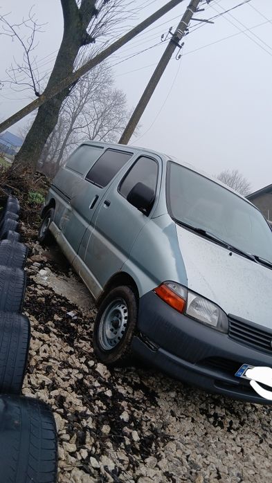 Продам машину Тайоту