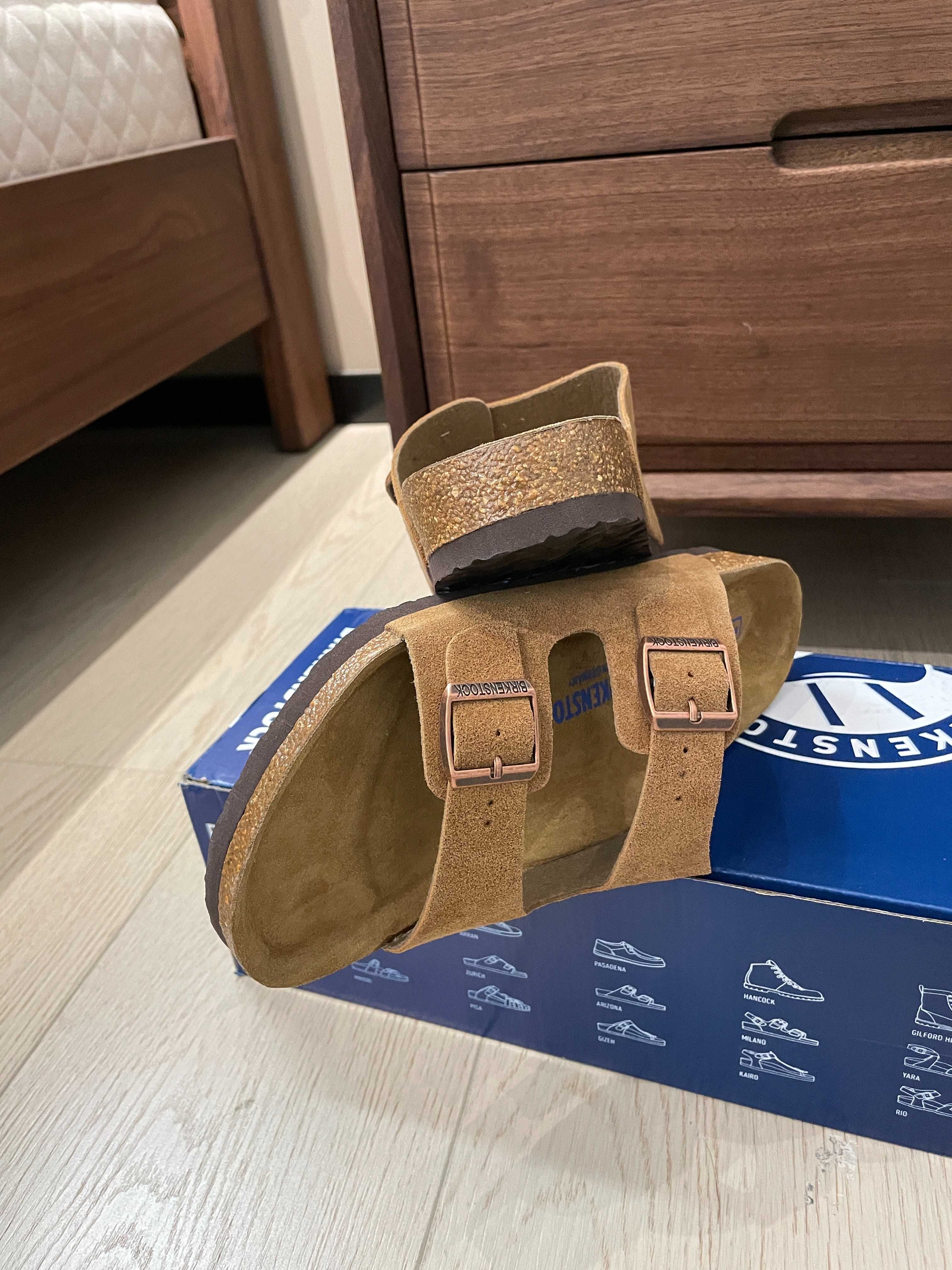 Kapcie Damskie Brązowy 38