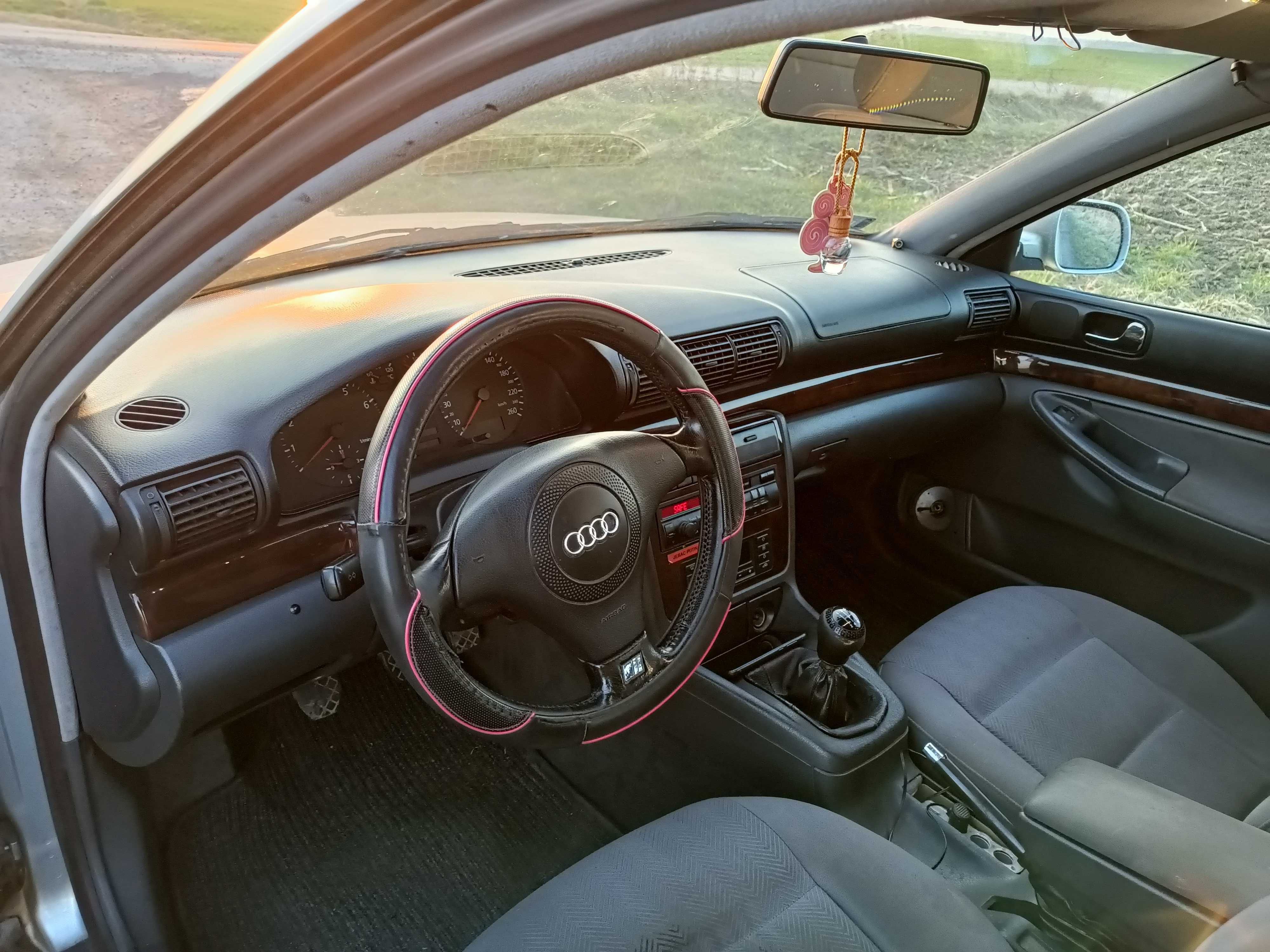 Audi A4 B5 klima, alusy, 1.8 Turbo+LPG