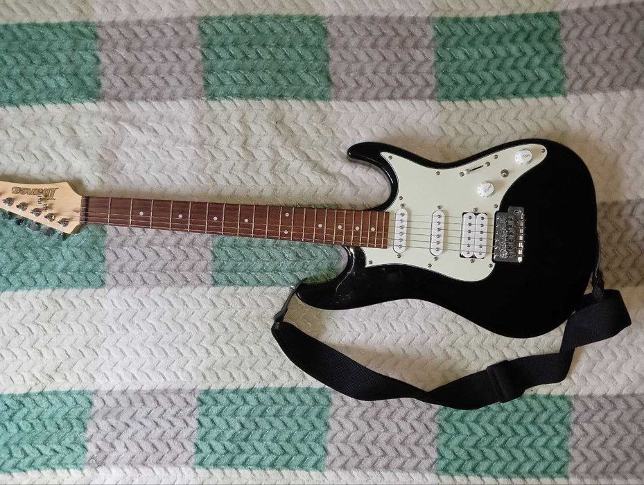 Електрогітара Ibanez azes40