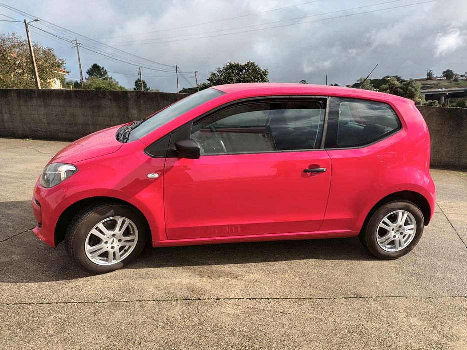 VW UP  1.0 2012  Bom Estado