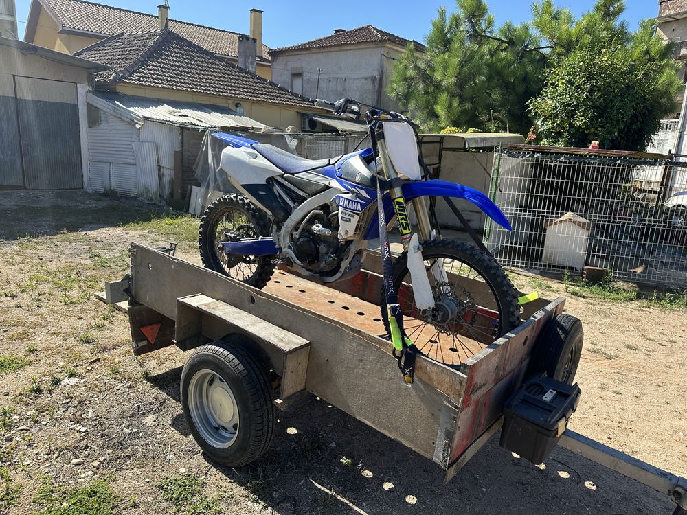 Yamanha yzf 250.