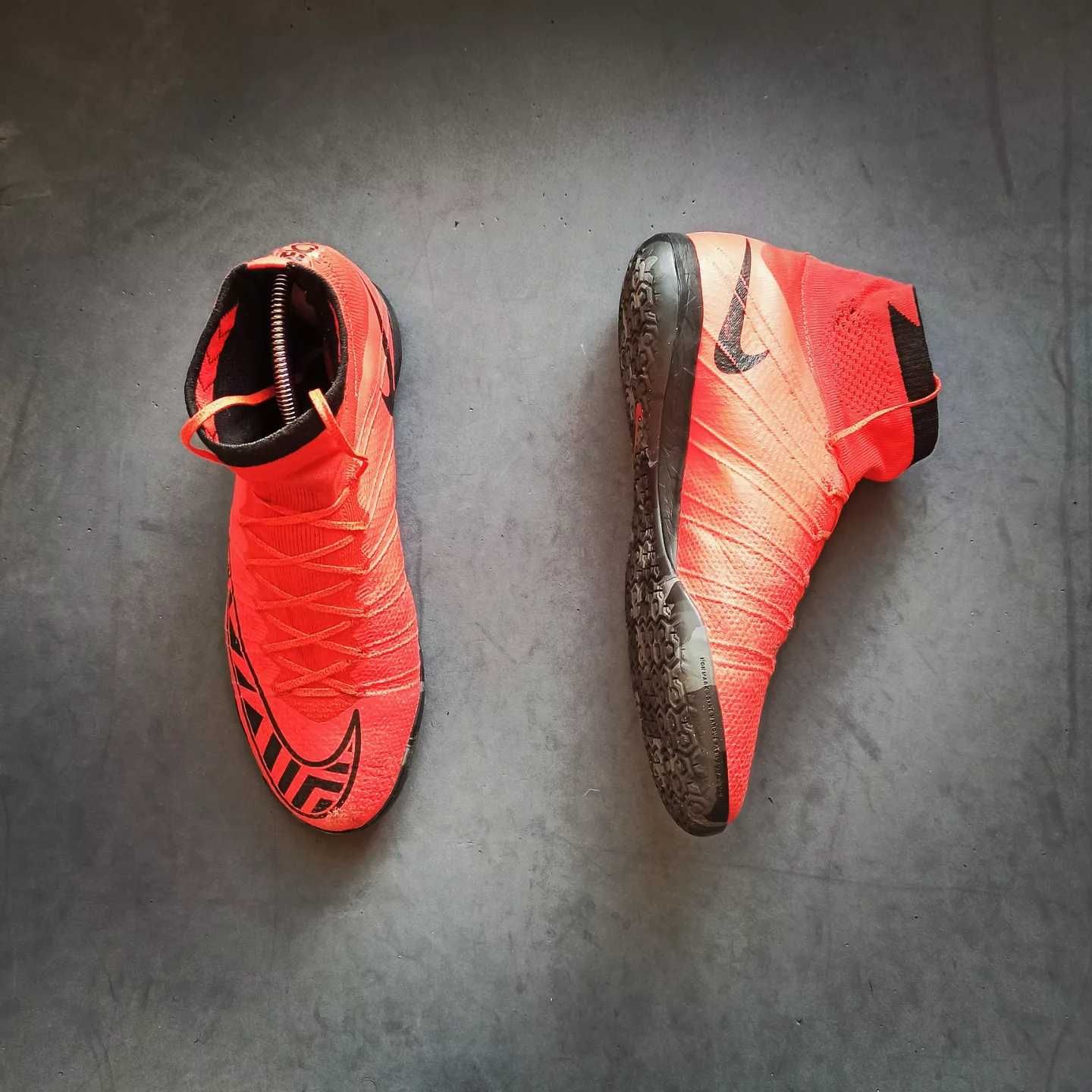 Halówki Nike MercurialX Proximo IC 42,5