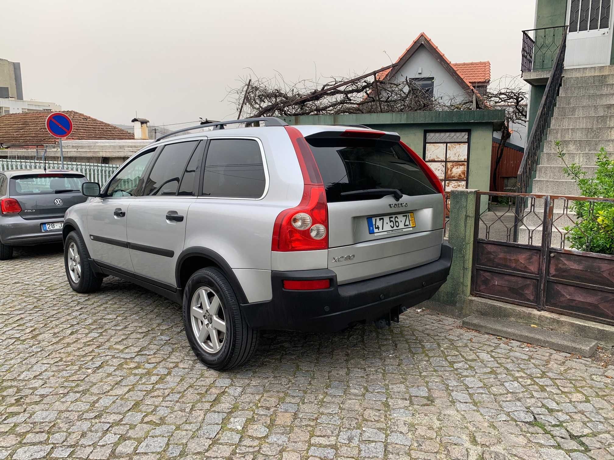 Volvo XC90 D5 AWD 7 Lugares – Nacional, Bom Estado
