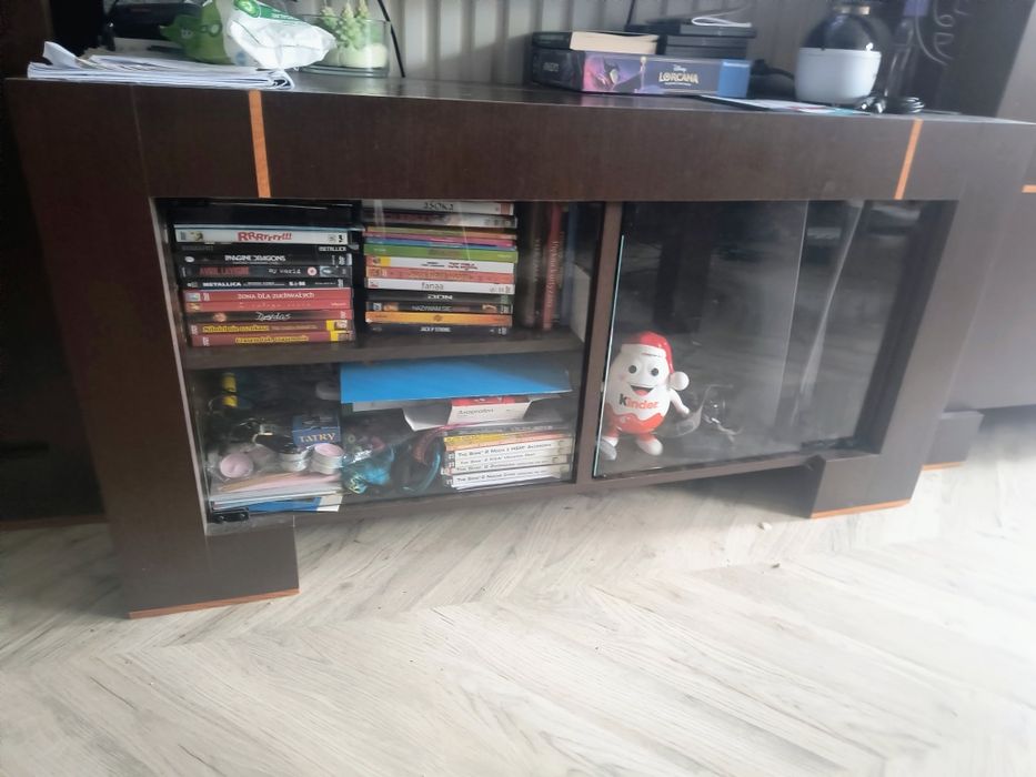 Zestaw mebli salonowych.