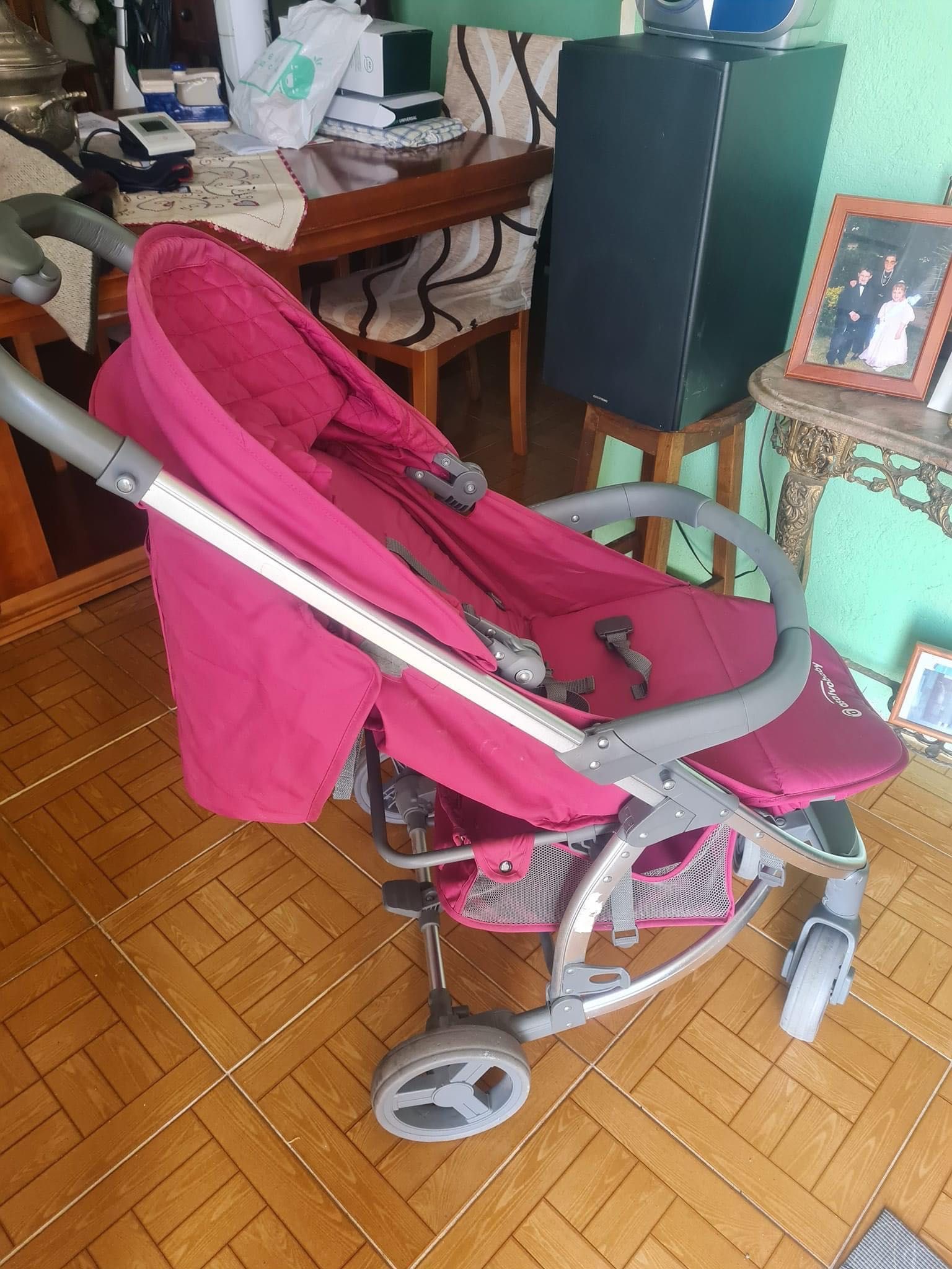 Carrinho bebê marca assalvo