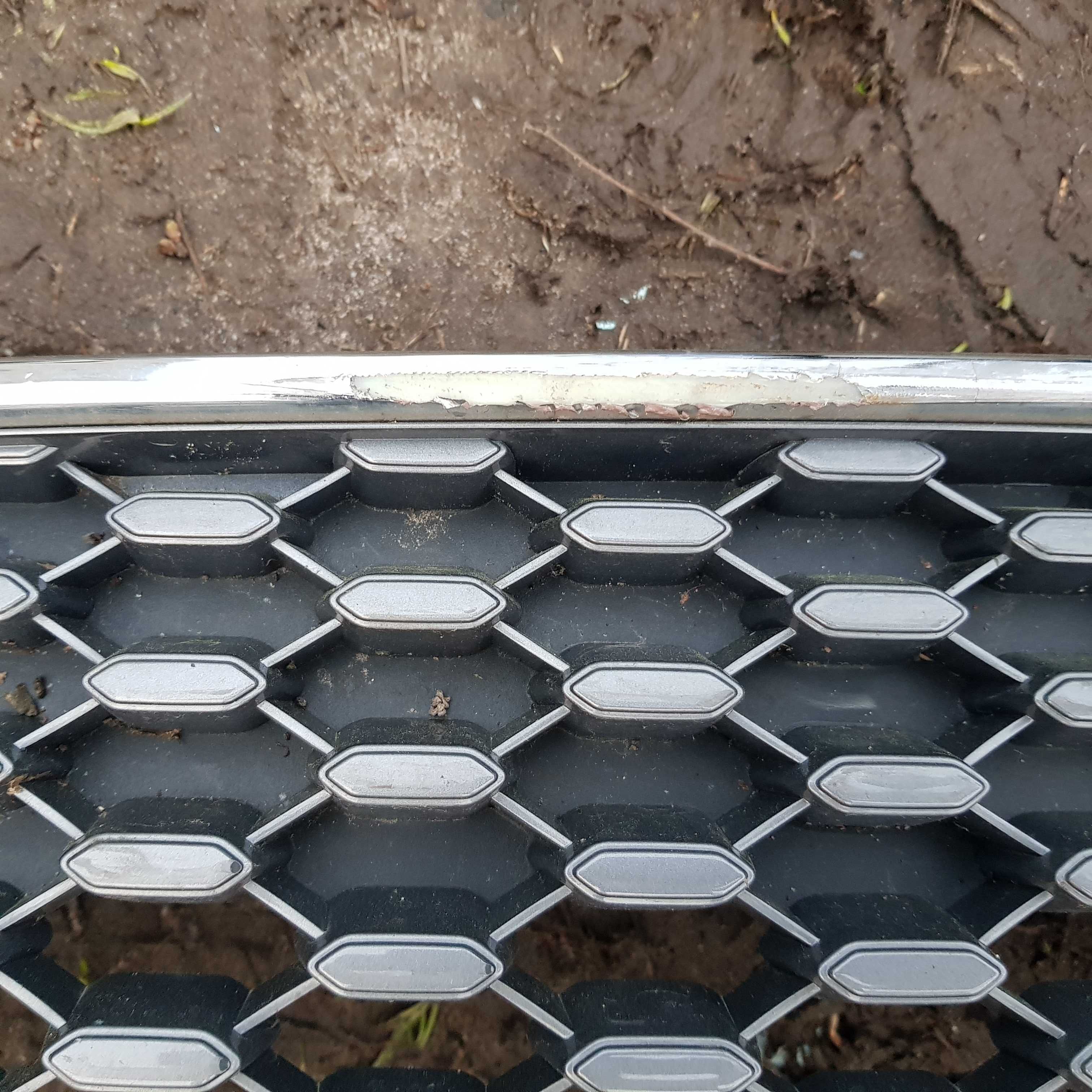 grill Ford KA Plus Active