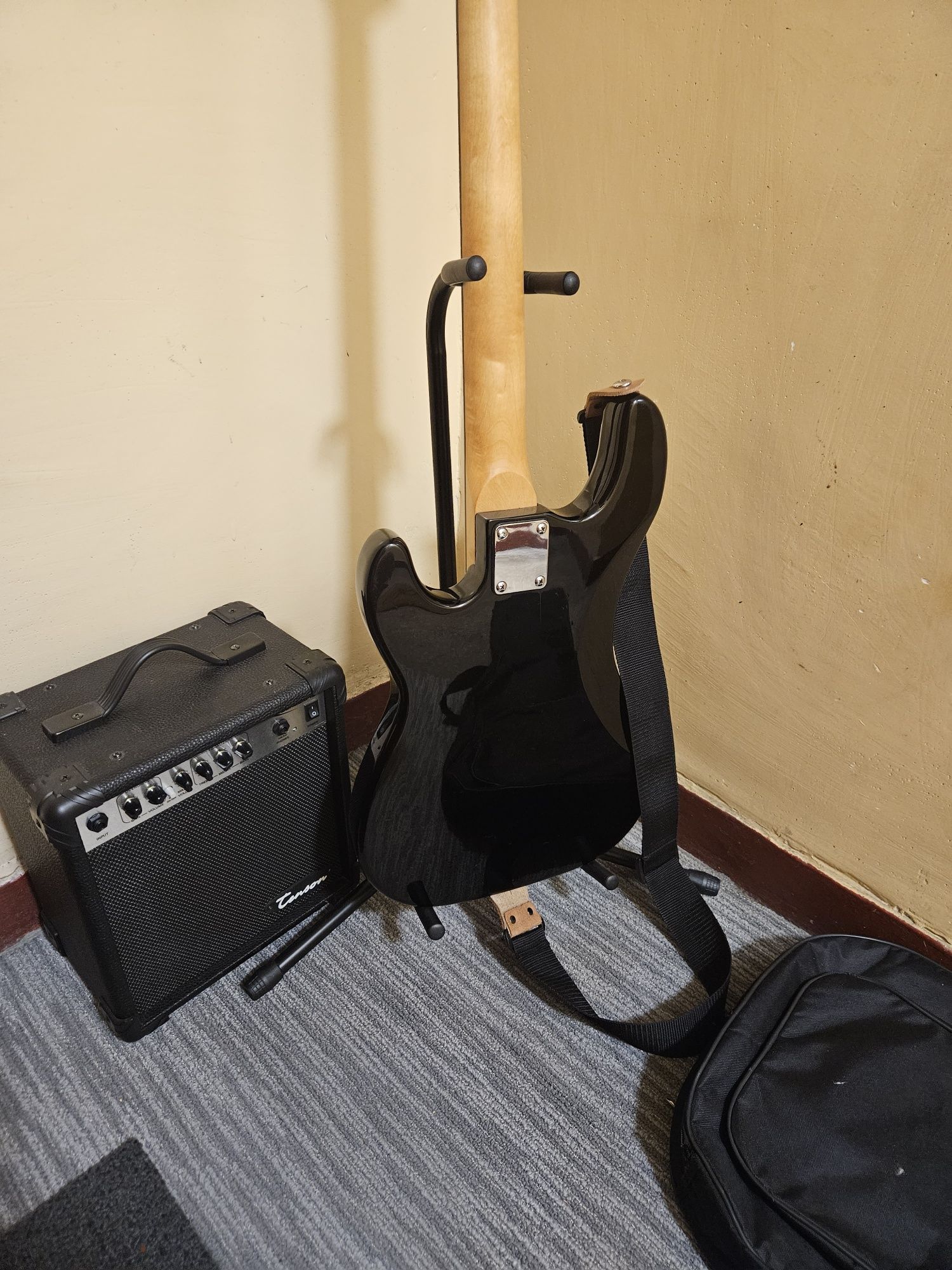 Gitara basowa Tenson PJ super stan.zestaw