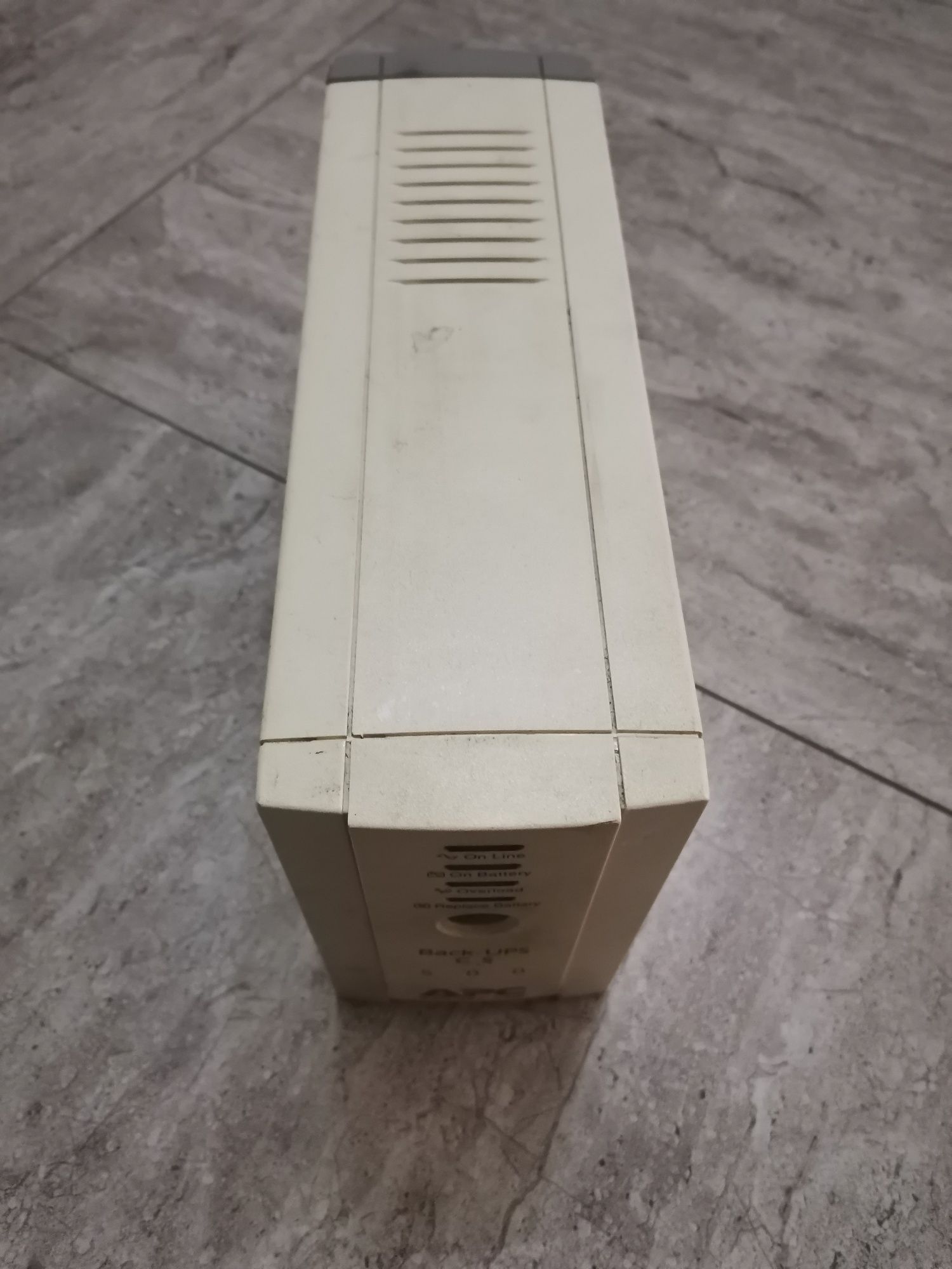 Бесперебойник ИБП APC Back UPS CS500