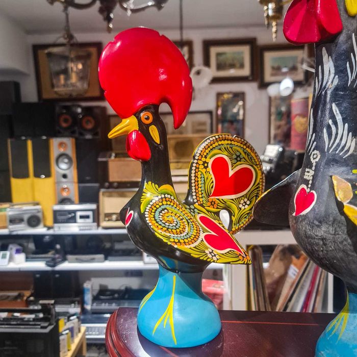 Galo Barcelos Artesanal Cerâmica Pintada à Mão – 33,5 cm