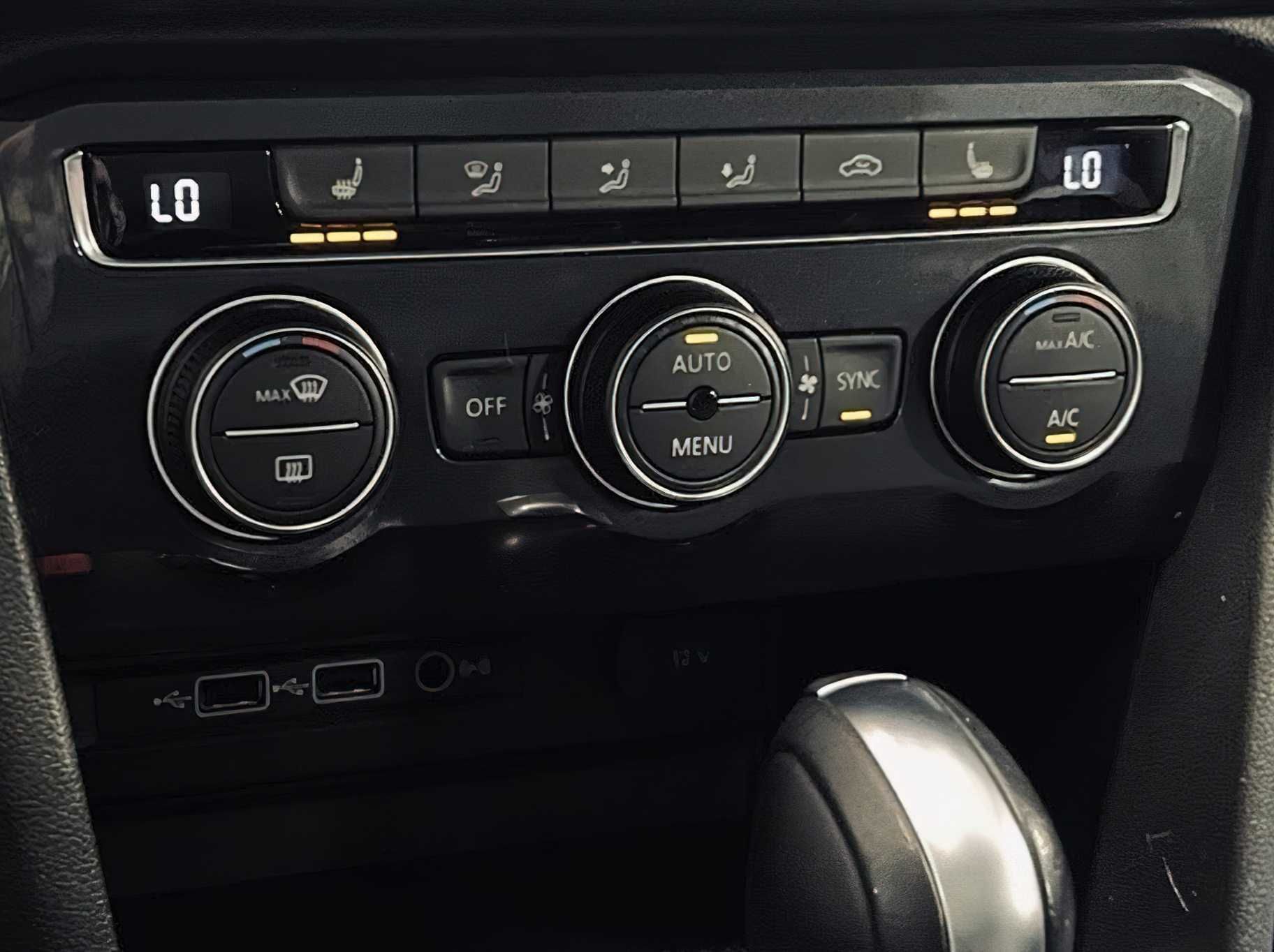Volkswagen Tiguan TSI      2018