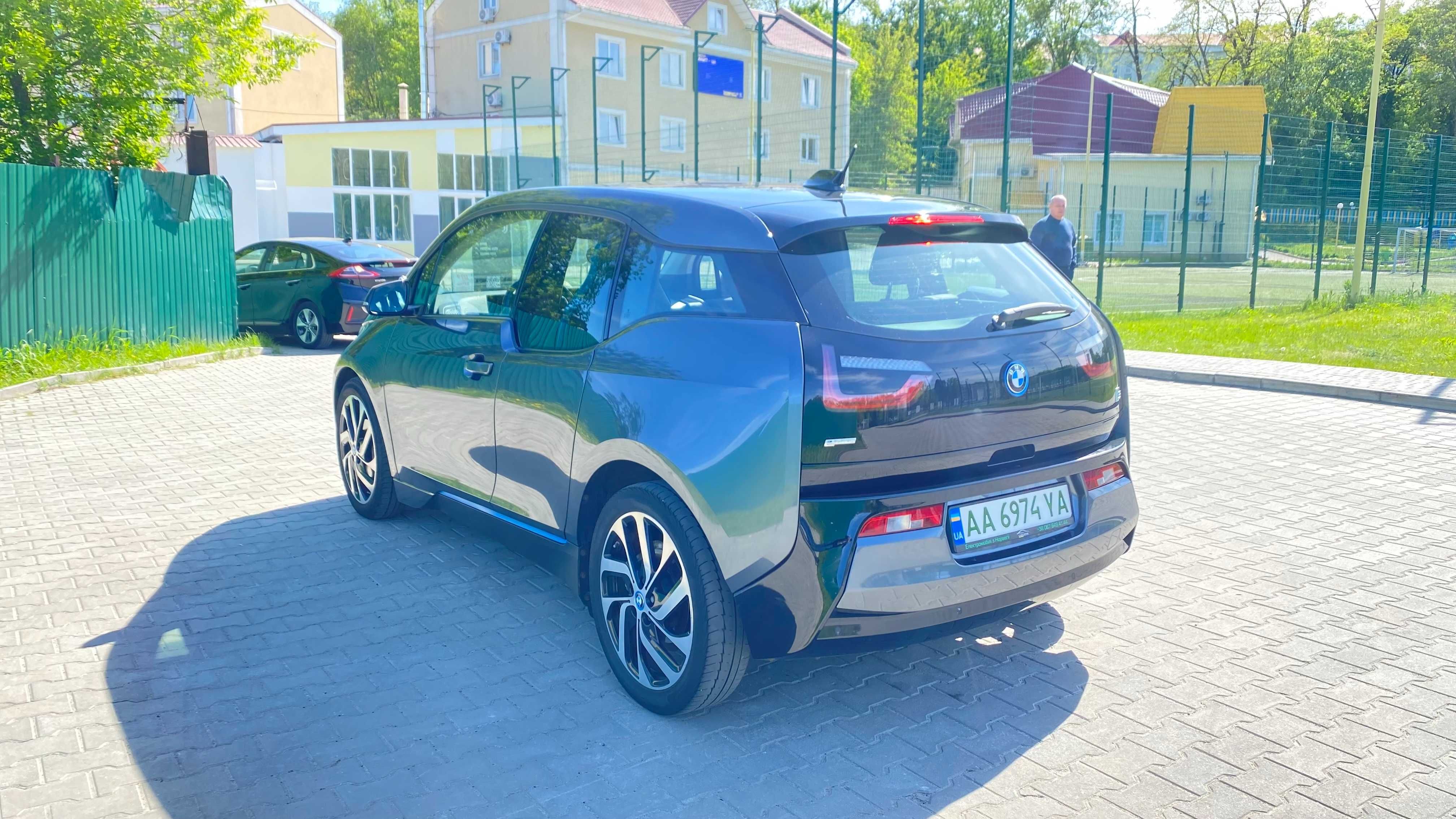 2017 BMW i3 33 кВт в гарному стані в НАЯВНОСТІ