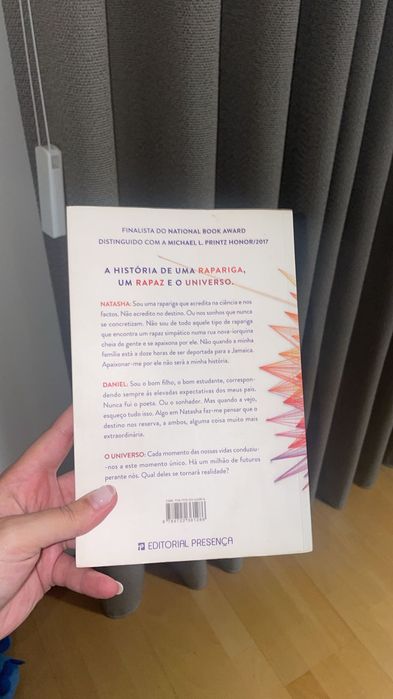 Livro O Sol também é uma estrela