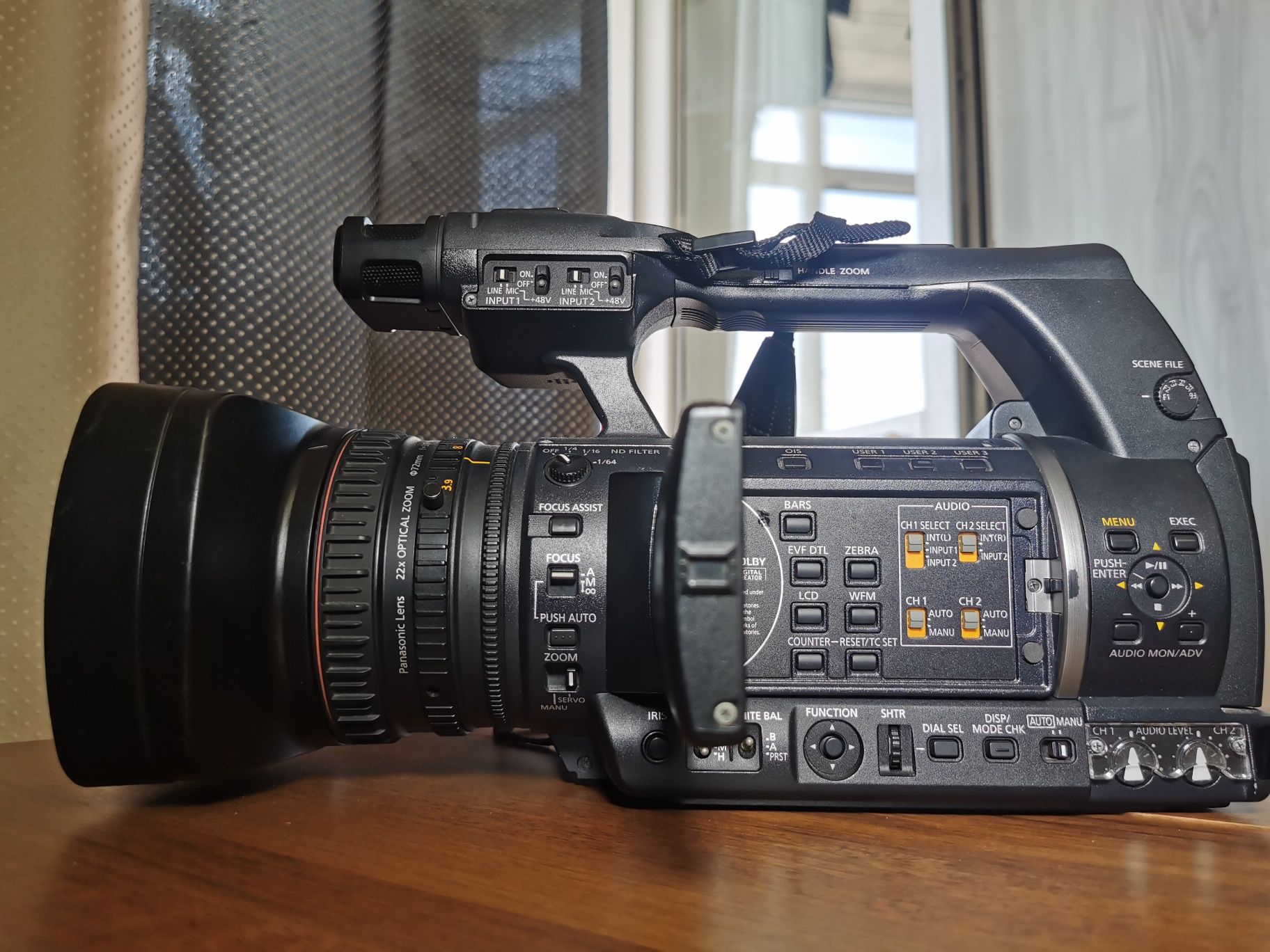 Panasonic AG-AC120EN FULLHD 3 матриці відеокамера професійна