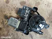 SEAT LEON 5F MOTOR ELEVADOR TRAS DTO