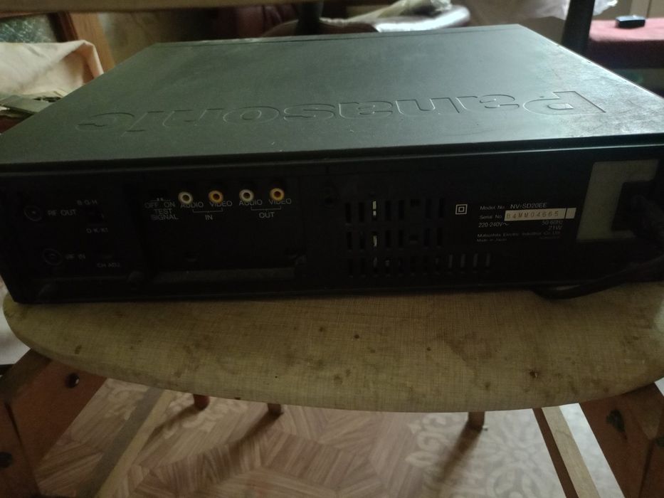 Продам рабочий видеомагнитофон Панасоник