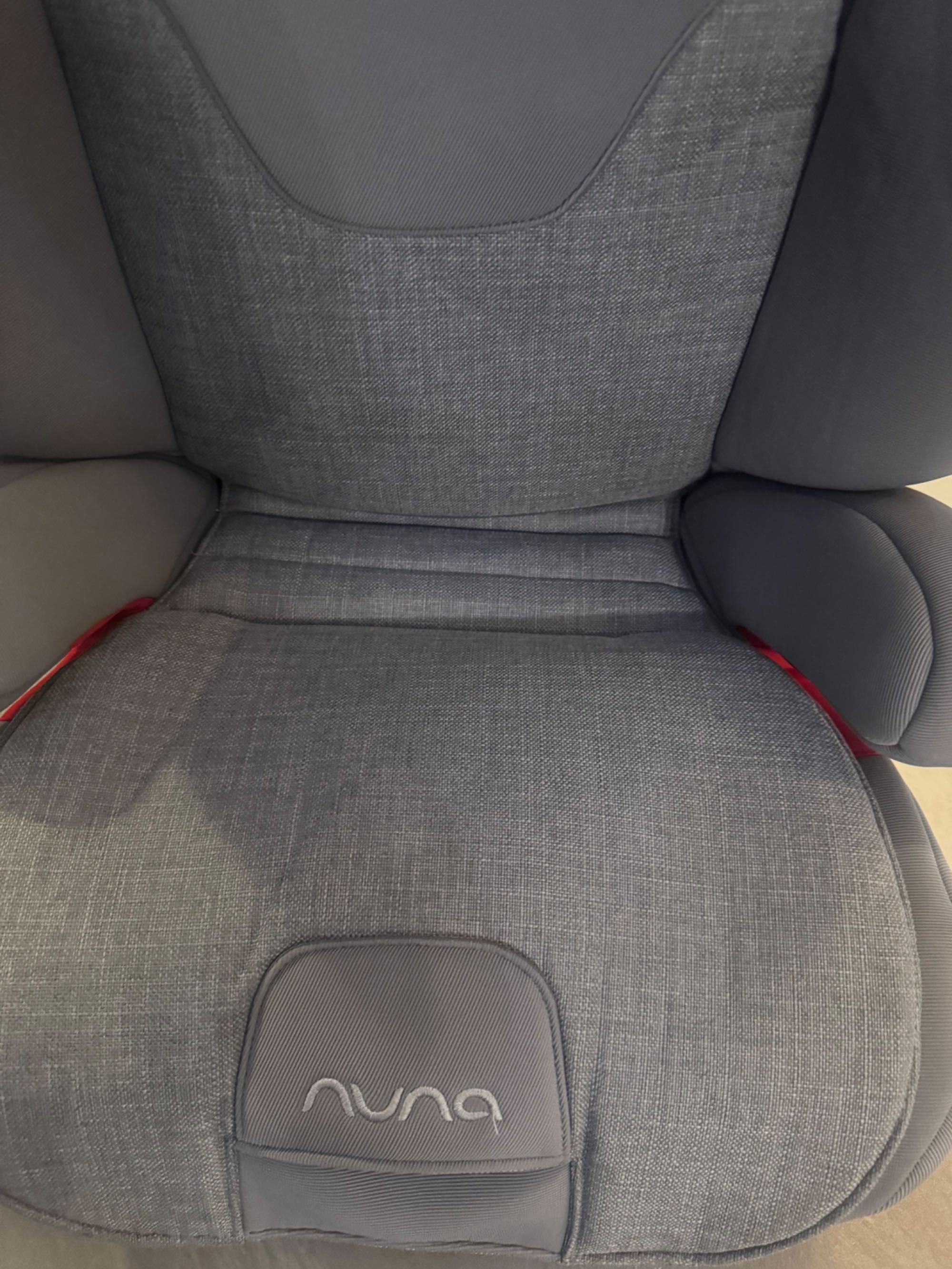 Fotelik samochodowy Nuna Aace z isofix 15-36 kg.