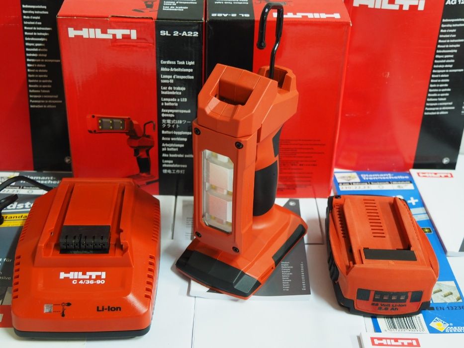Zestaw lampa HILTI SL 2-A22 latarka bateria 22v 2,6Ah ladowarka aku