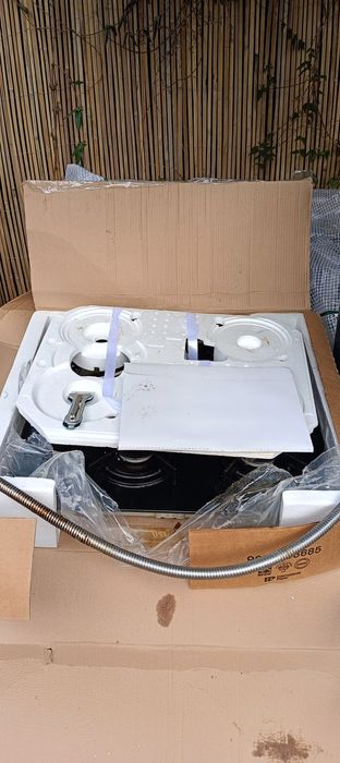 Płyta gazowa szklana nablatowa