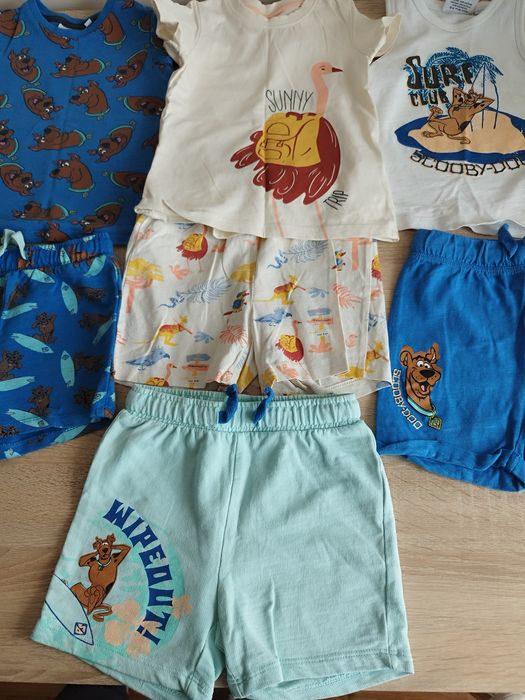 9 Zestawów koszulki i spodenki