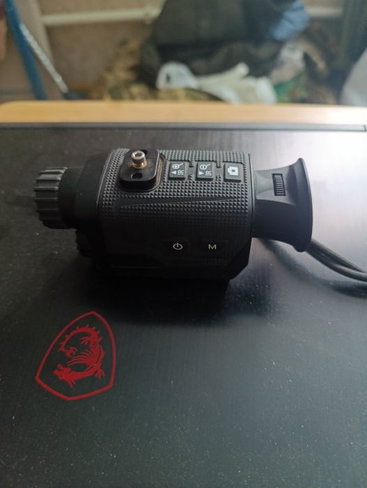 Монокуляр нічного бачення NV8260 4K 1080P HD 7-кратним цифровим зумом