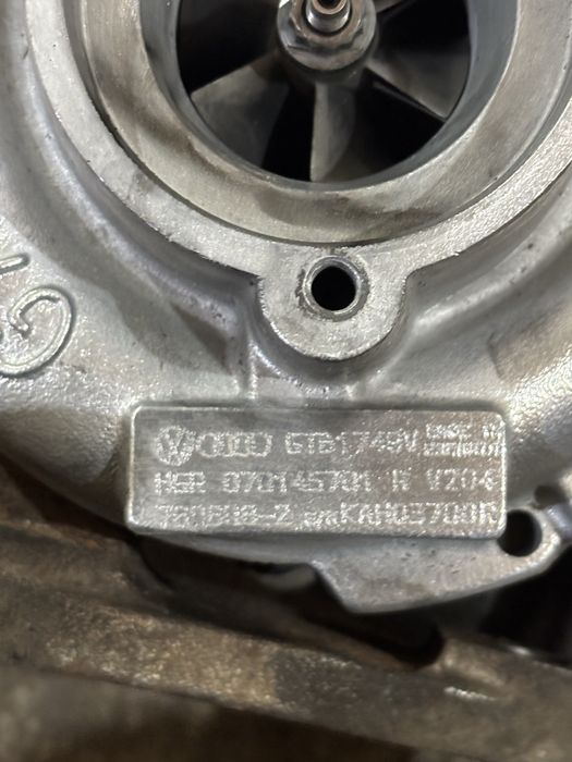 Турбина на фольксваген т5  2,5 BNZ бу