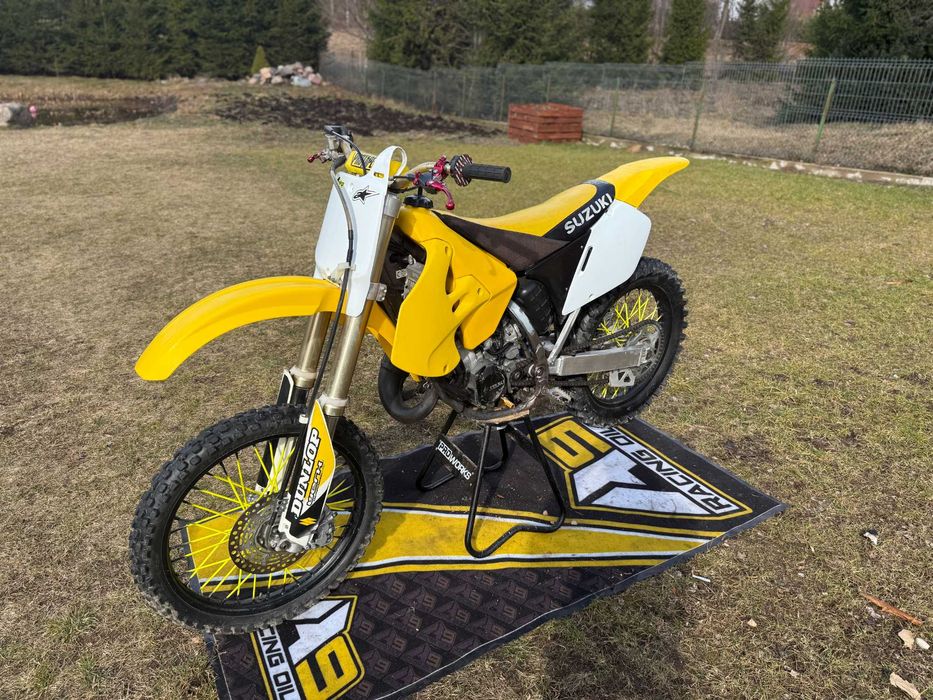 Suzuki RM125 z 2000 roku