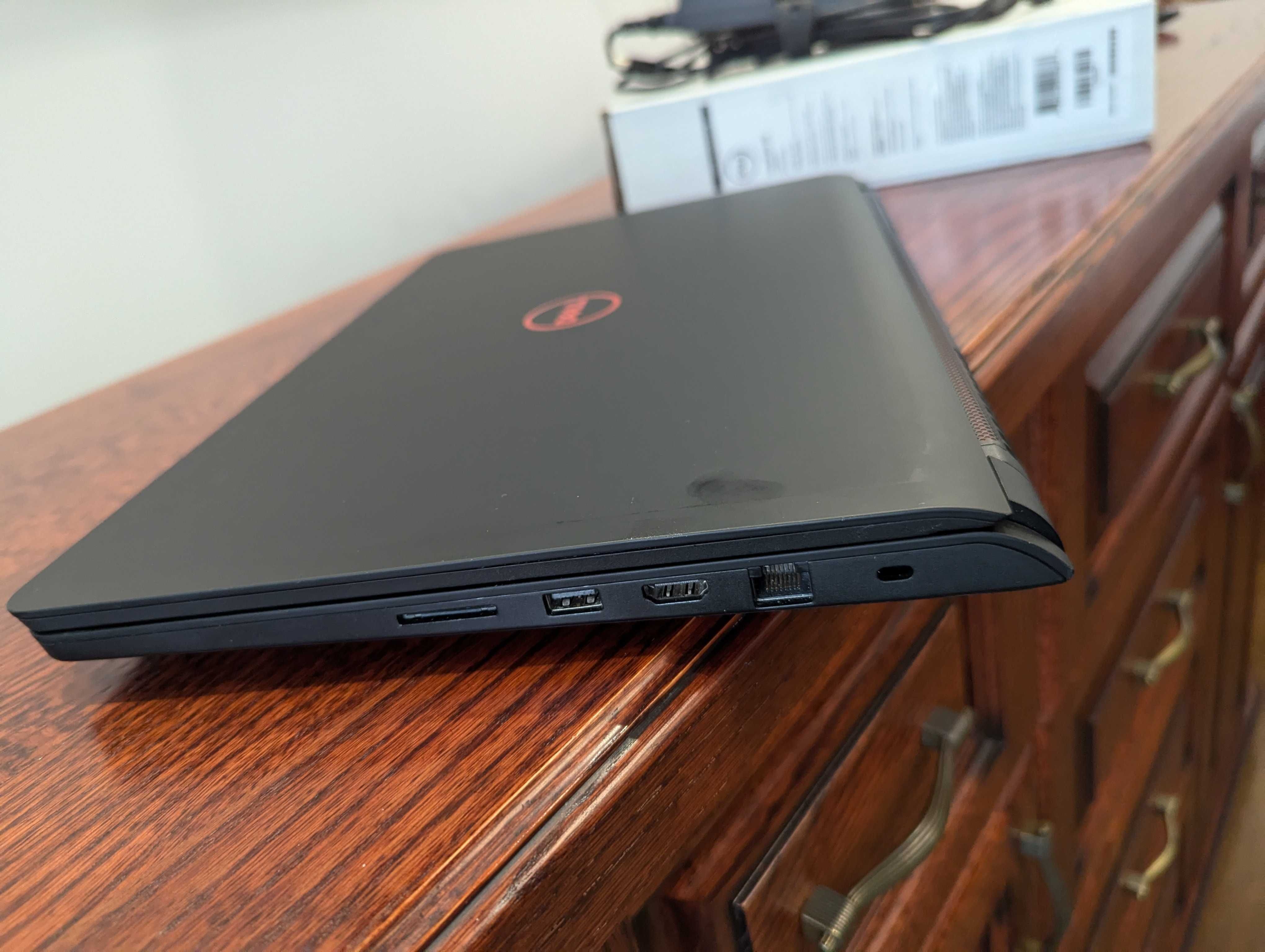Ігровий ноутбук Dell Inspiron 5577 Gaming i5-7300HQ GeForce GTX 1050