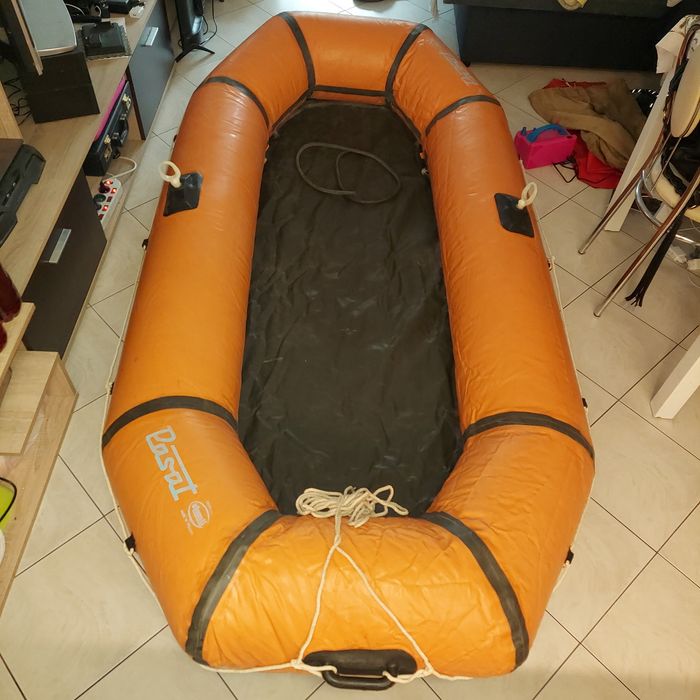 Ponton Pasat łódka
