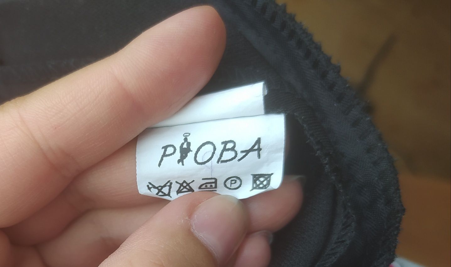 Klasyczny czarny garnitur męski rozmiar L