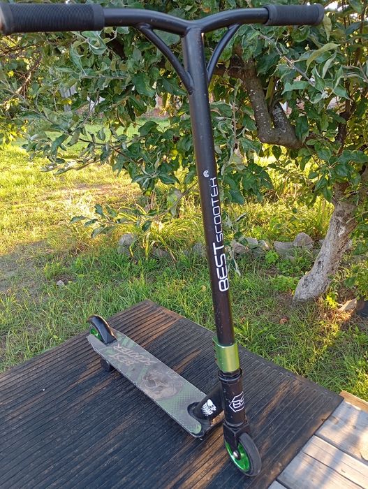 Трюковий самокат