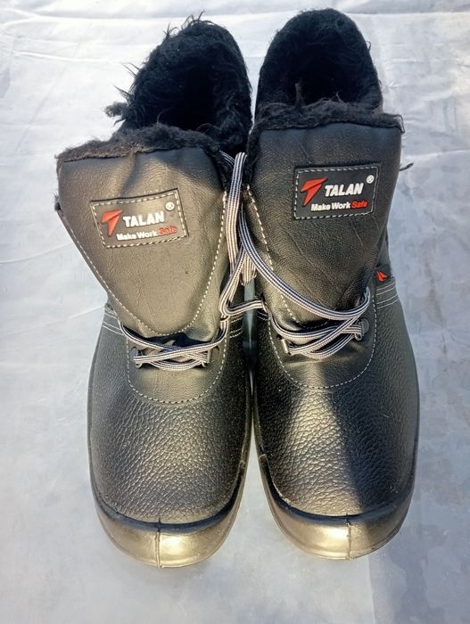 Ботінки робочі зимові.