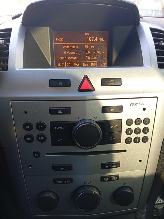 Опель зефіра 2010