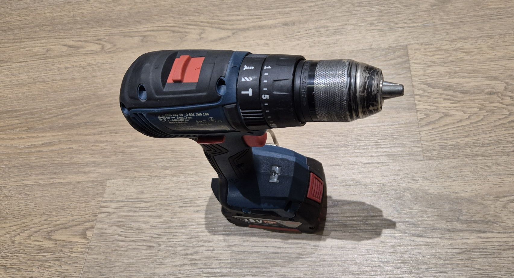 Шуруповерт ударний Bosch GSB 18V-50