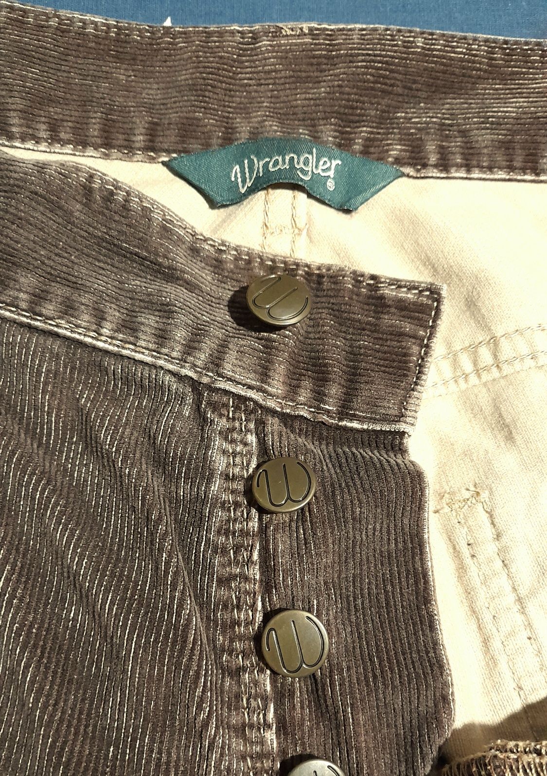 Wrangler. Винтажные, микровельветовые джинсы.